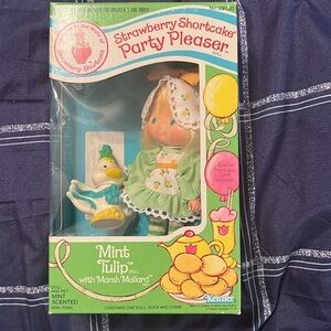 Strawberry Shortcake Mint Tulip Party Pleaser, NRFB